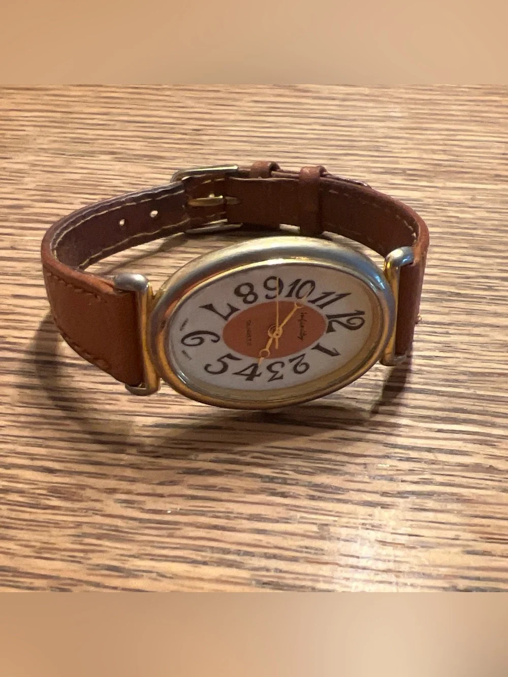 Brown Leather Strap Oval Watch *needs new battery*